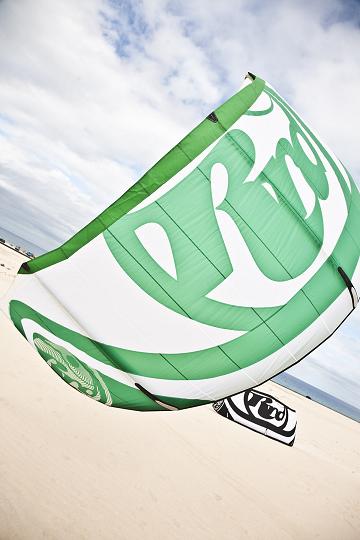 OBSESSION_12 green.JPG
