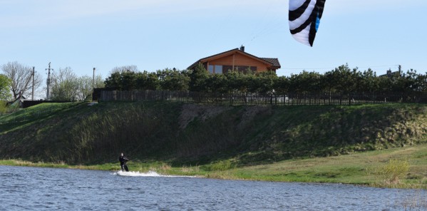 08 action4.jpg