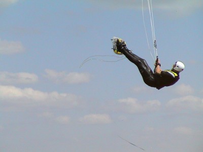 Arnis turnjump.jpg