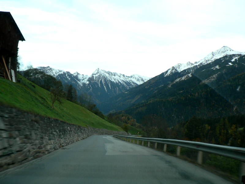 kelelis tolimas
