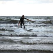 Dar vienas naujai iskeptas surferis:)